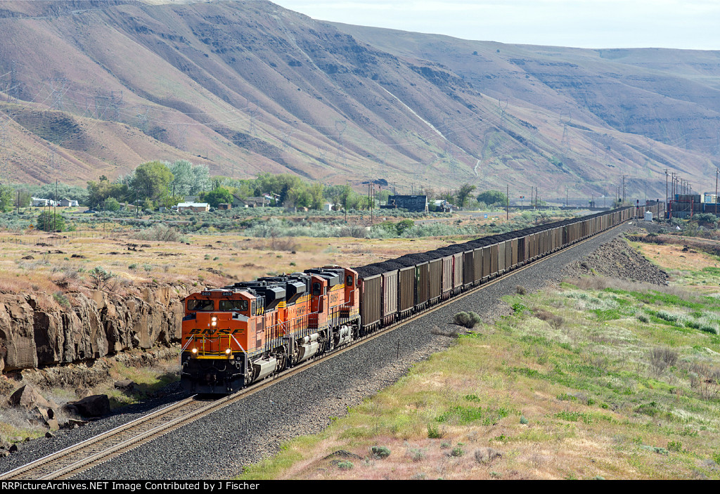 BNSF 8409